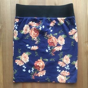 Forever 21 Floral Navy Blue Bodycon Skirt